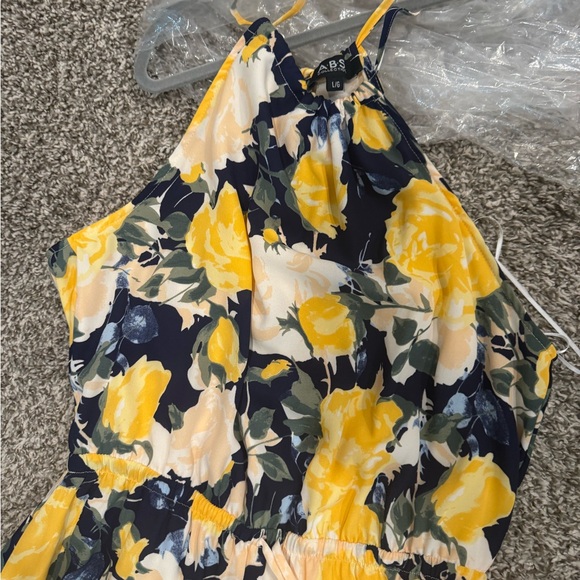 Worn once Maxi Dress high neck size L - Picture 3 of 3